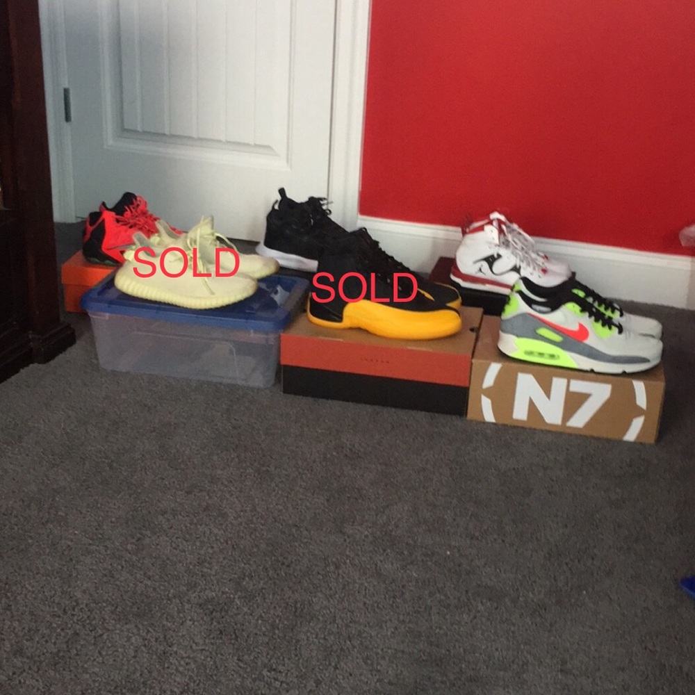 Lot of hype sneakers
